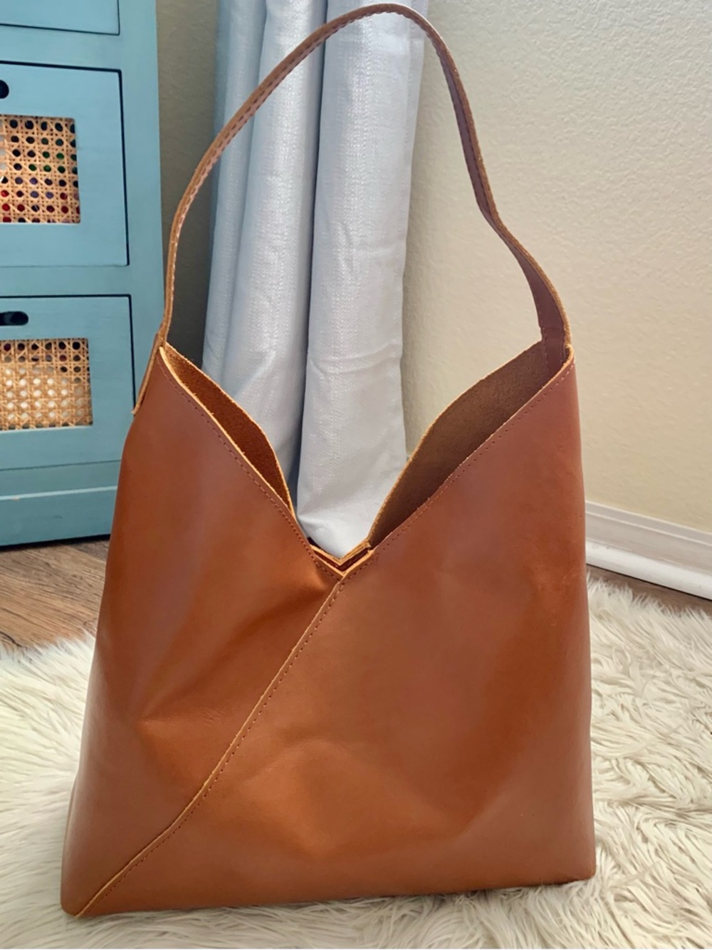 Portland Leather Oversized Naomi Bag
Honey - Picture 5 of 16